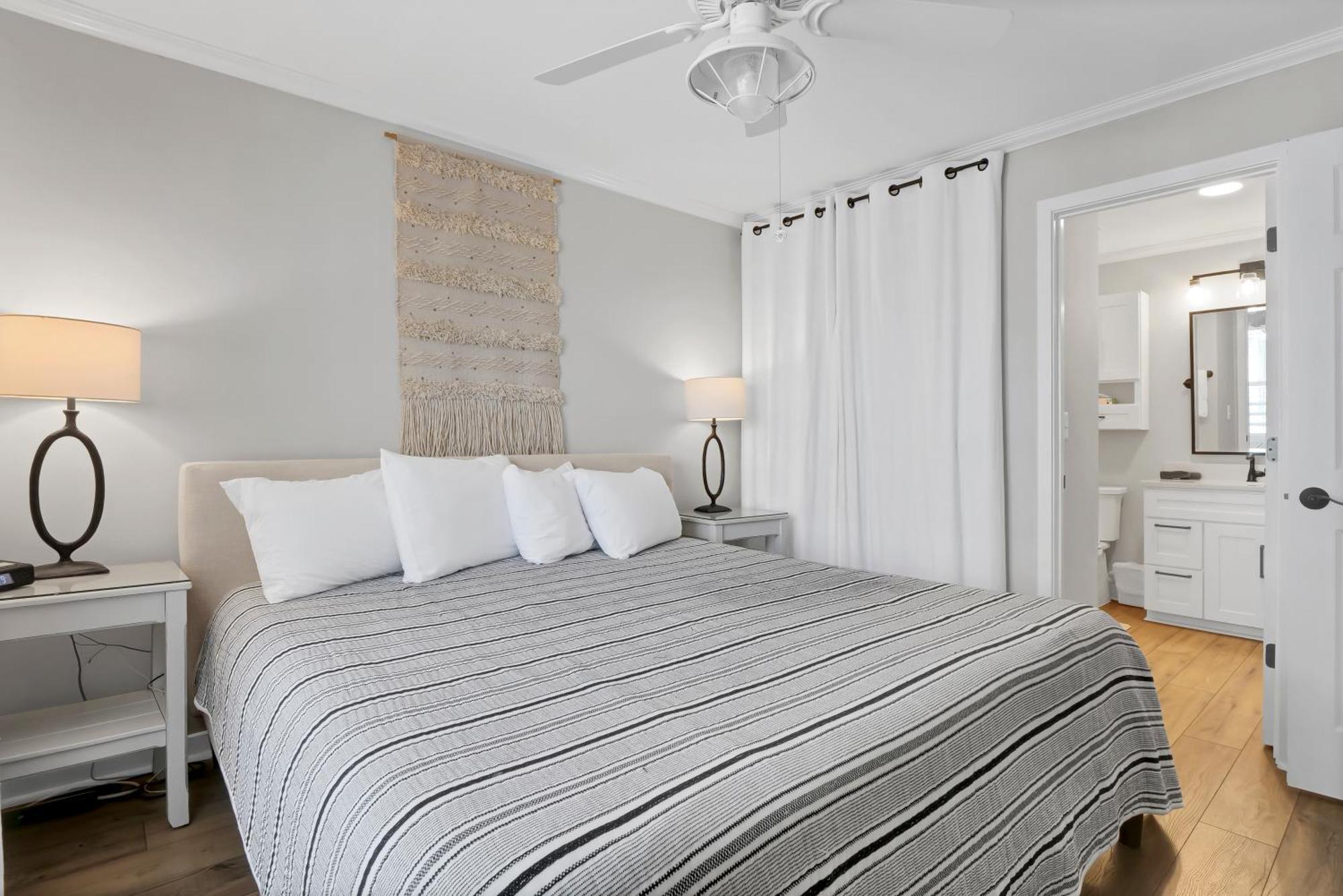Sandpeddler Inn And Suites Wrightsville Beach Eksteriør billede